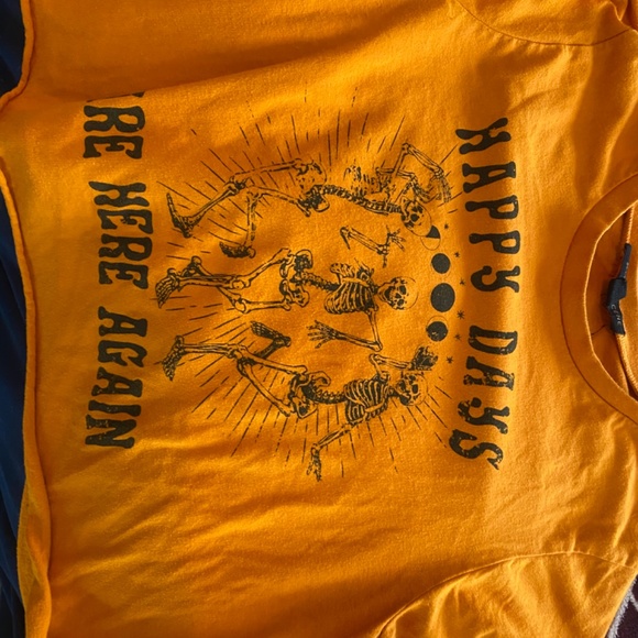 Women’s Social Scene Halloween (MEDIUM) Cropped Orange Spooky Graphic T-Shirt - Picture 2 of 3